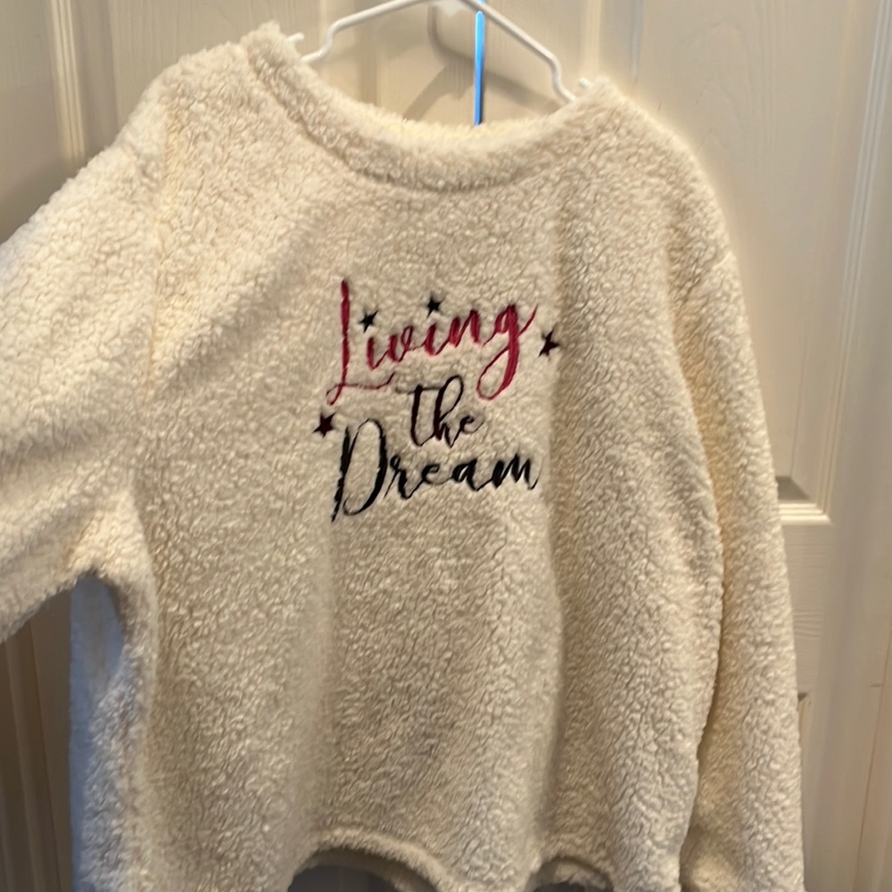 3X secret treasures pajama top/sweater